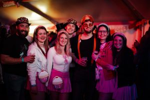 Gross 01.03.2025 grammokarneval 171 dreamcode - visuelles marketing